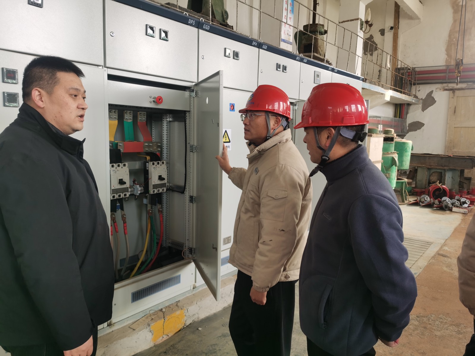 1746001413058 4 服务重点企业