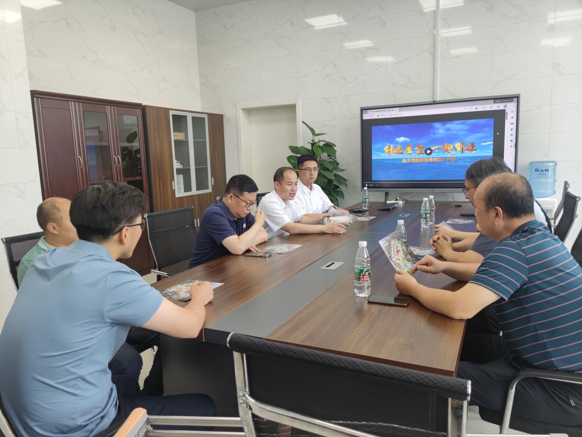 1688697555354083730.jpg 省内高校赴园区考察交流.jpg